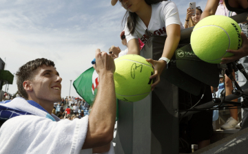 Australian Open - Marozsán kiemeltet verve már a 32 között.