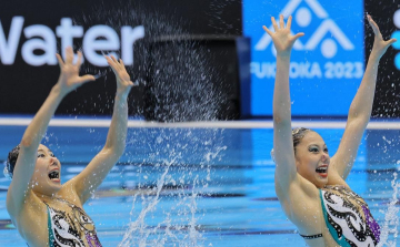 Vizes vb - A Vang ikrek újabb aranya szinkronúszásban, sporttörténelmi holland ezüst.