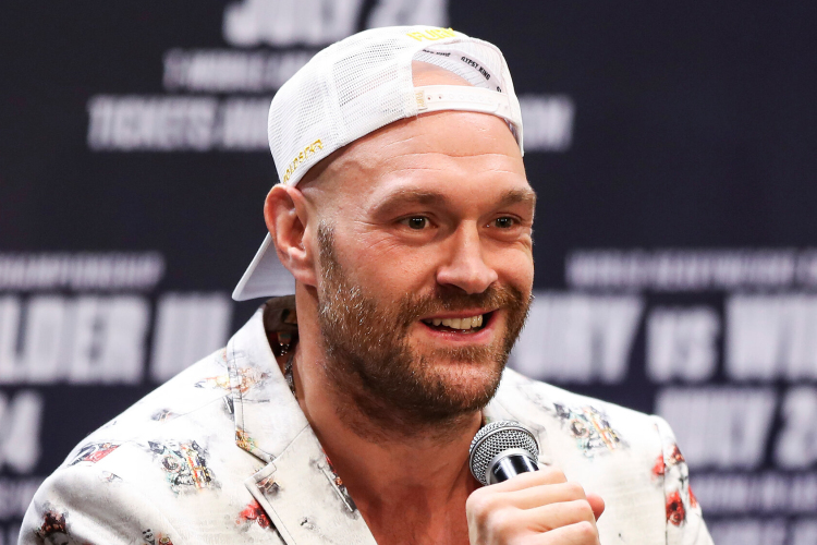 Tyson Fury korábbi világbajnok ökölvívó Budapestre látogat