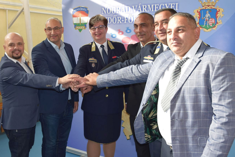 Roma Police Café Nógrád vármegyében.