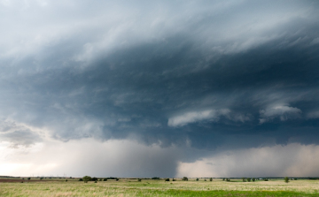 Meteorológia: felhőszakadások alakulhatnak ki csütörtökön és pénteken