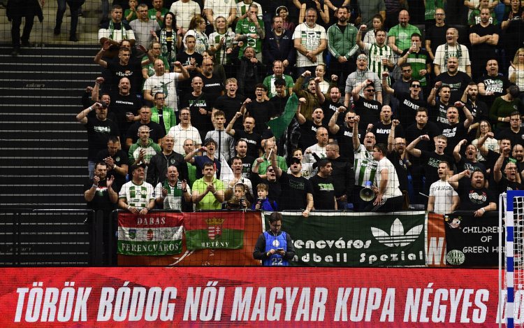 Női kézilabda MK - Sorozatban harmadszor a Ferencvárosé a trófea.