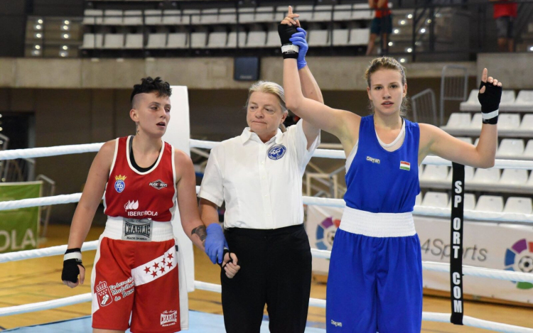 Olimpiai kvalifikációs ökölvívótorna - Lakotár Hanna győzött, Szűcs Szabina kikapott.