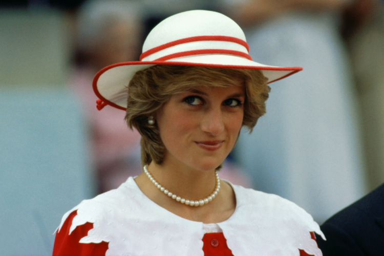 1997 augusztus 31. Diána walesi hercegné, (Lady Diana Frances Spencer („Lady Di”), váratlan halála