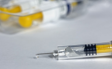December 23-án adhatják ki a Pfizer/BioNTech-vakcina EU-s forgalmazási engedélyét